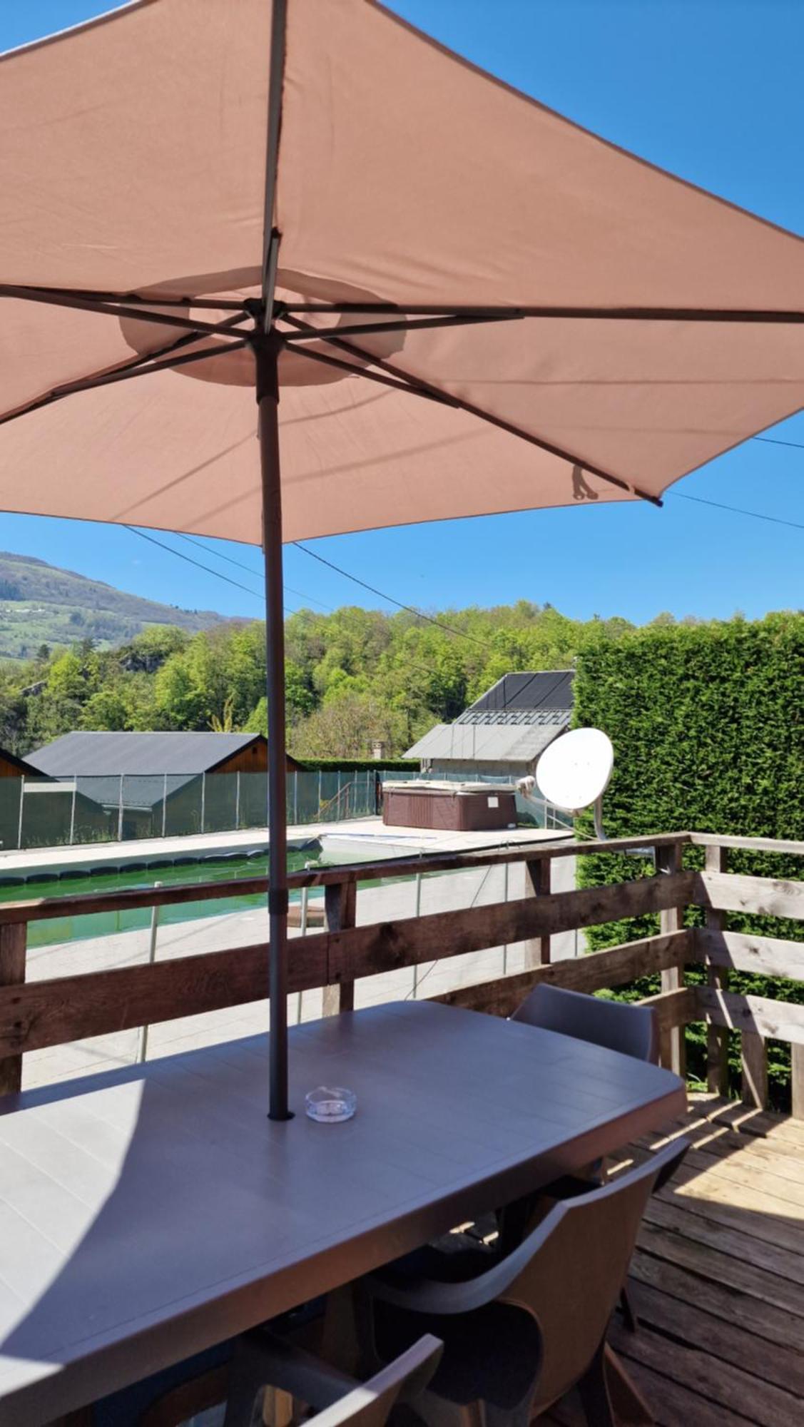 Chalet Bord De Lac Avec Piscine N2E Laffrey Exteriör bild